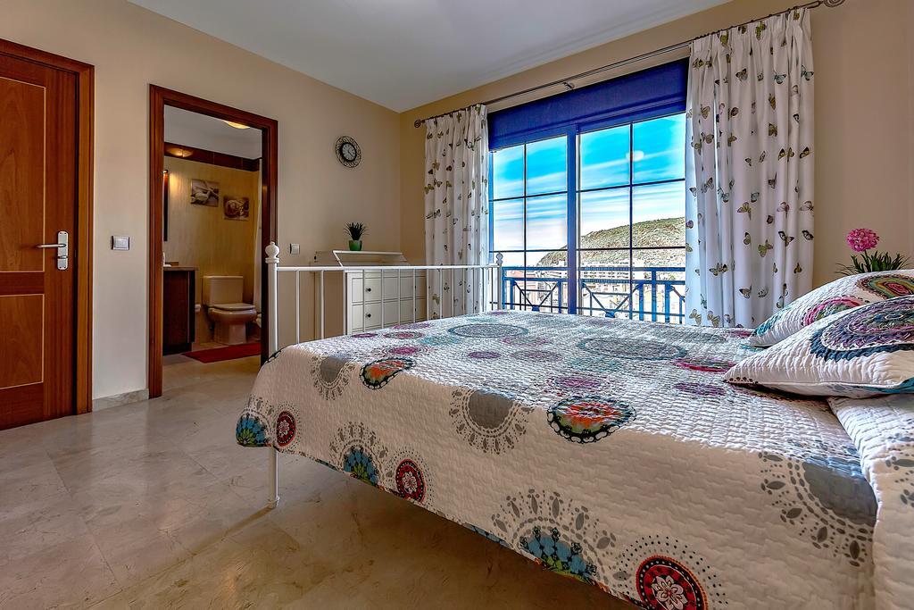 Beautiful House In Club De Mar Apartment Palm-mar Ngoại thất bức ảnh